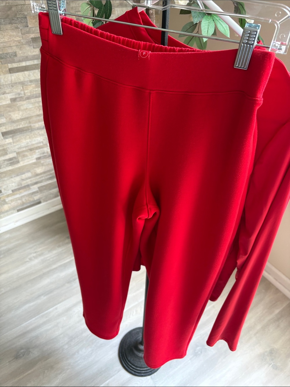 Women's petite spanx red Air Essentials
